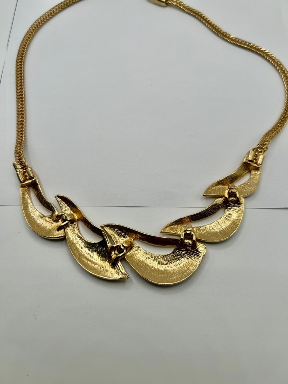 Vintage Gold Enamel Chain Necklace with Brown Tan Beige design - Picture 9 of 16